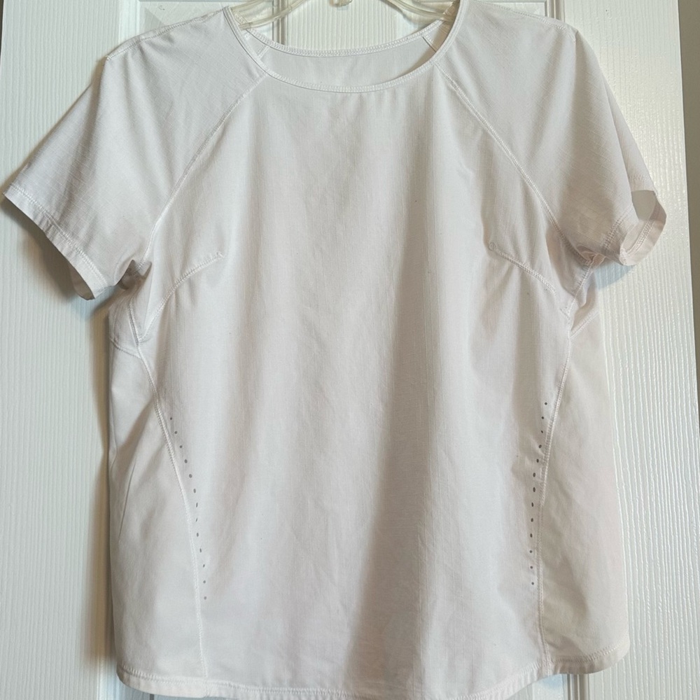 Lululemon Tee
